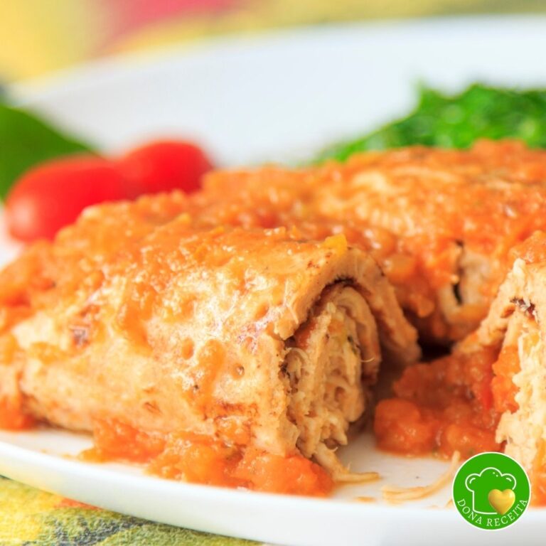Panqueca de Aveia Sem Glúten com Recheio de Frango Panqueca de Aveia Sem Glúten com Recheio de Frango